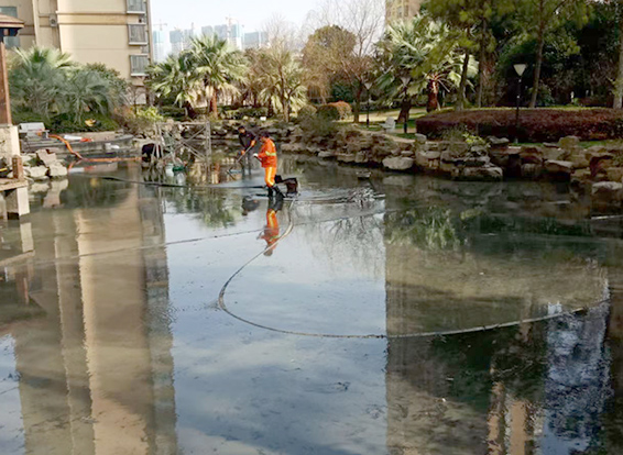 岱山景观池淤泥清理